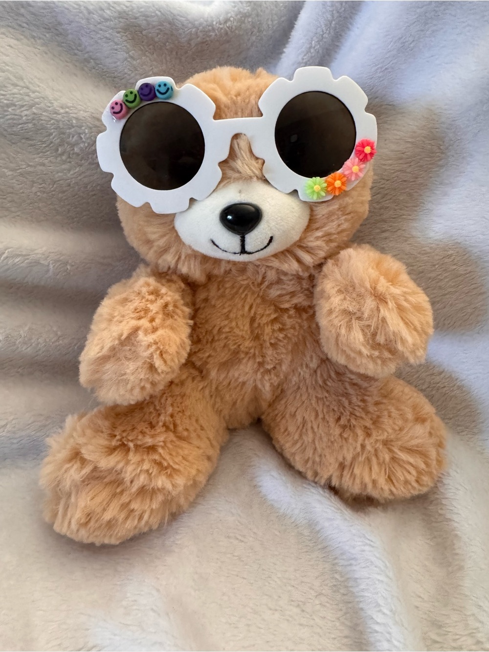 White Flower Shaped Girl’s Sunglasses